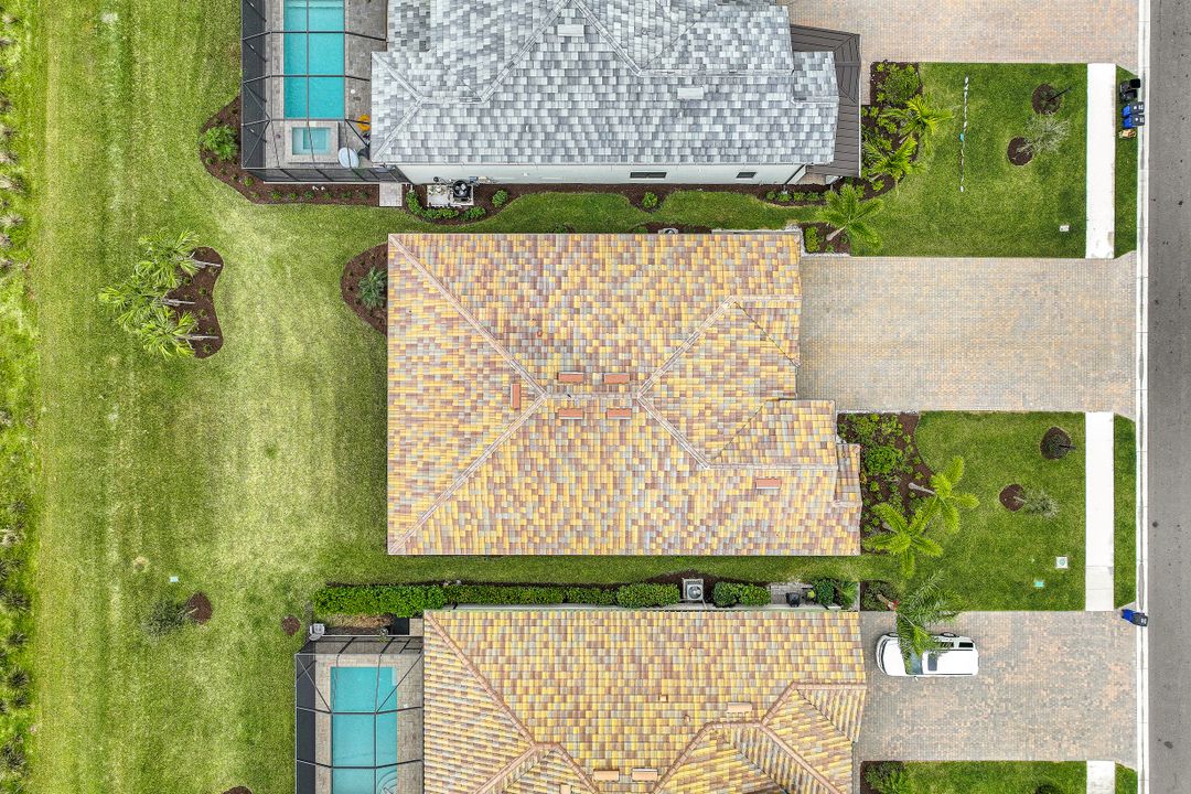 17624 Kinzie Ln, Estero, FL 33928