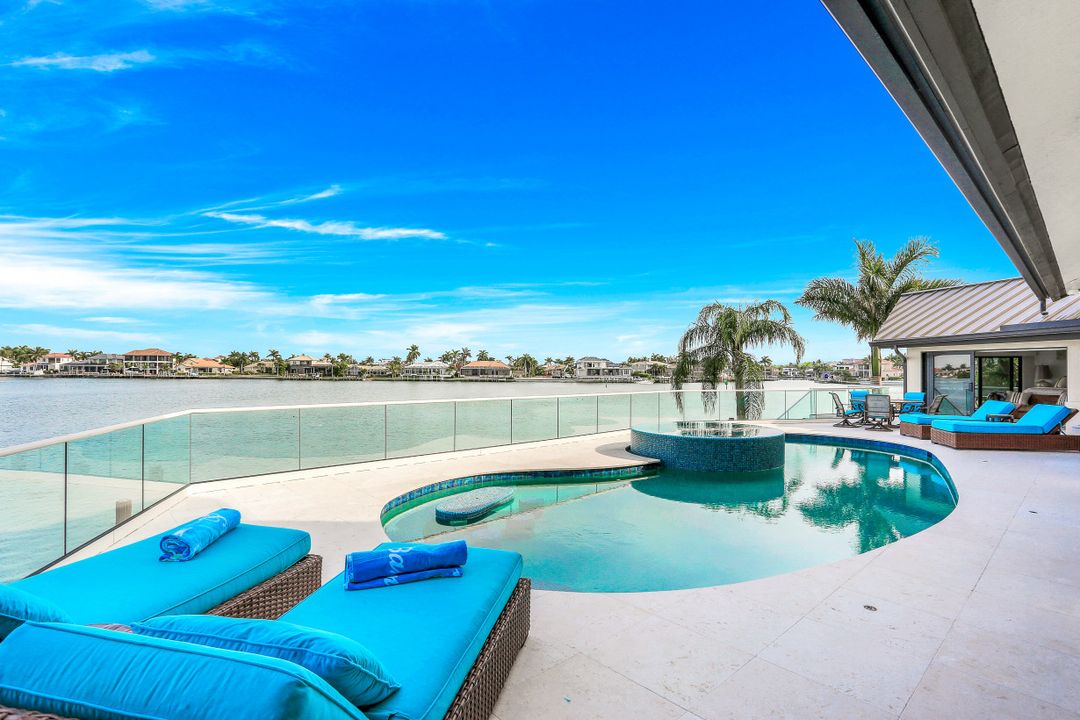 495 Thorpe Ct, Marco Island, FL 34145