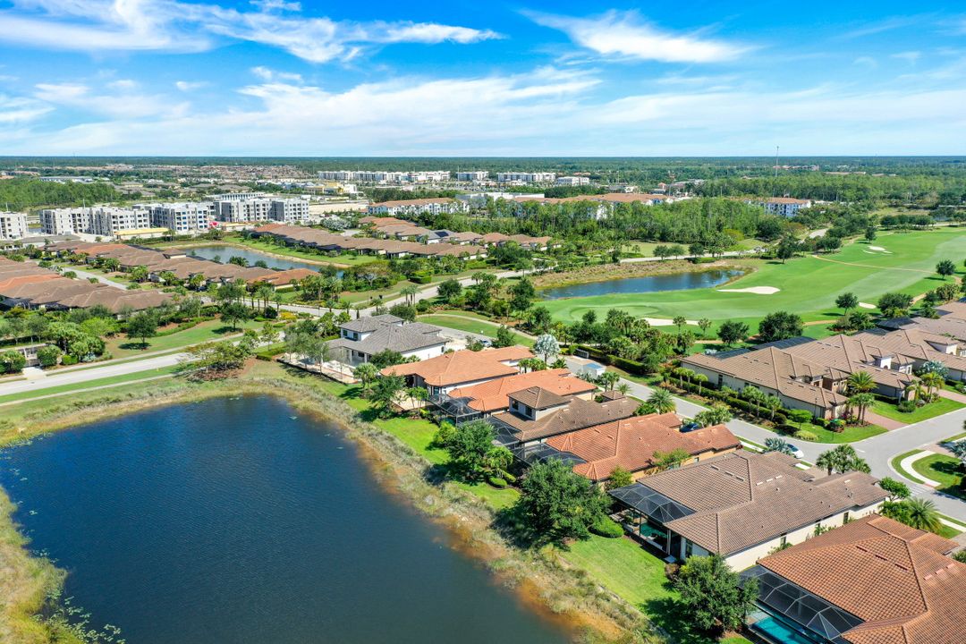 8697 Cavano St, Naples, FL 34119