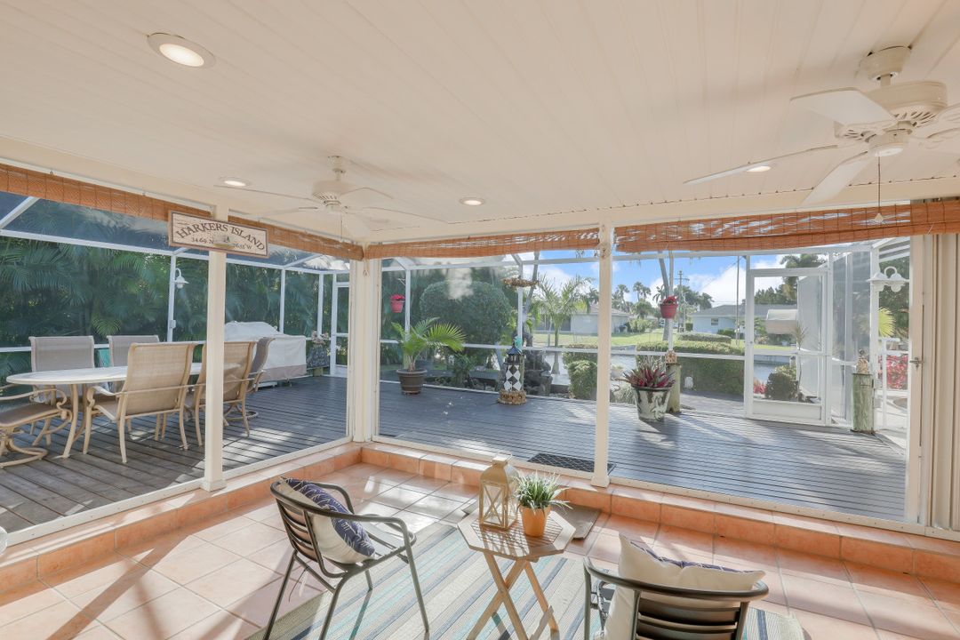 5230 Nautilus Dr, Cape Coral, FL 33904