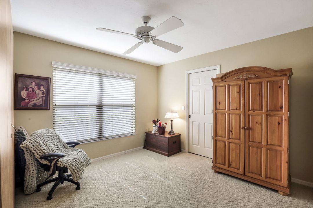 381 Henley Dr, Naples, FL 34104