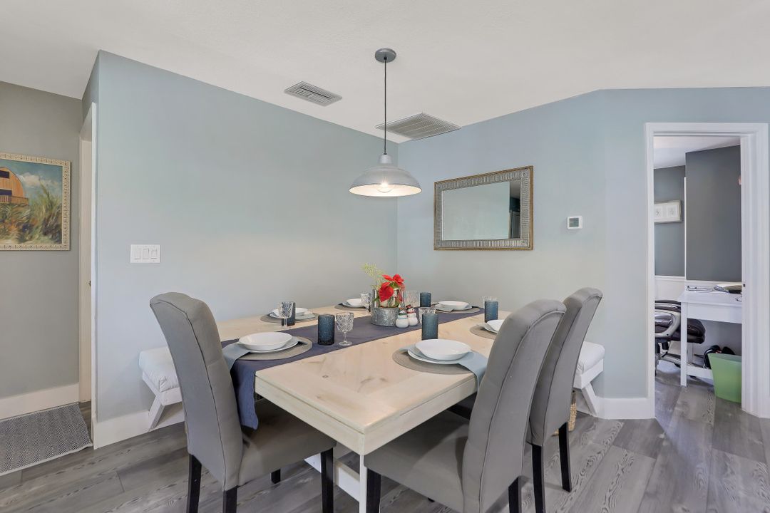 2625 SE 18th Ct, Cape Coral, FL 33904