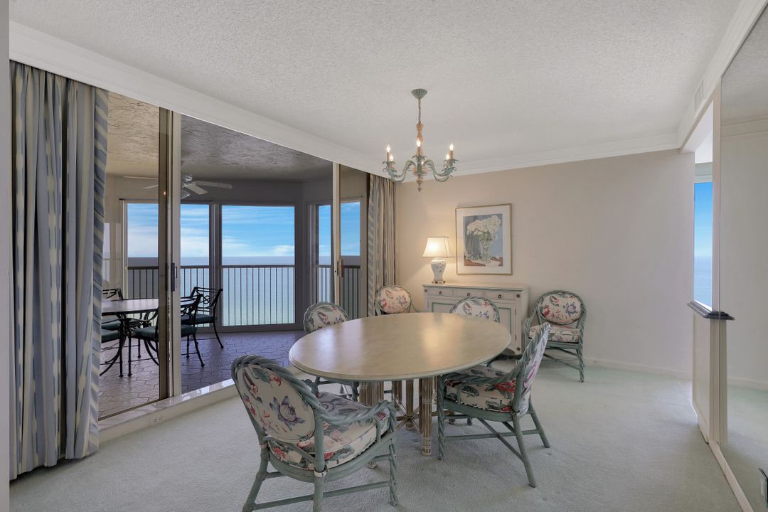 4051 Gulf Shore Blvd N #1204, Naples, FL 34103