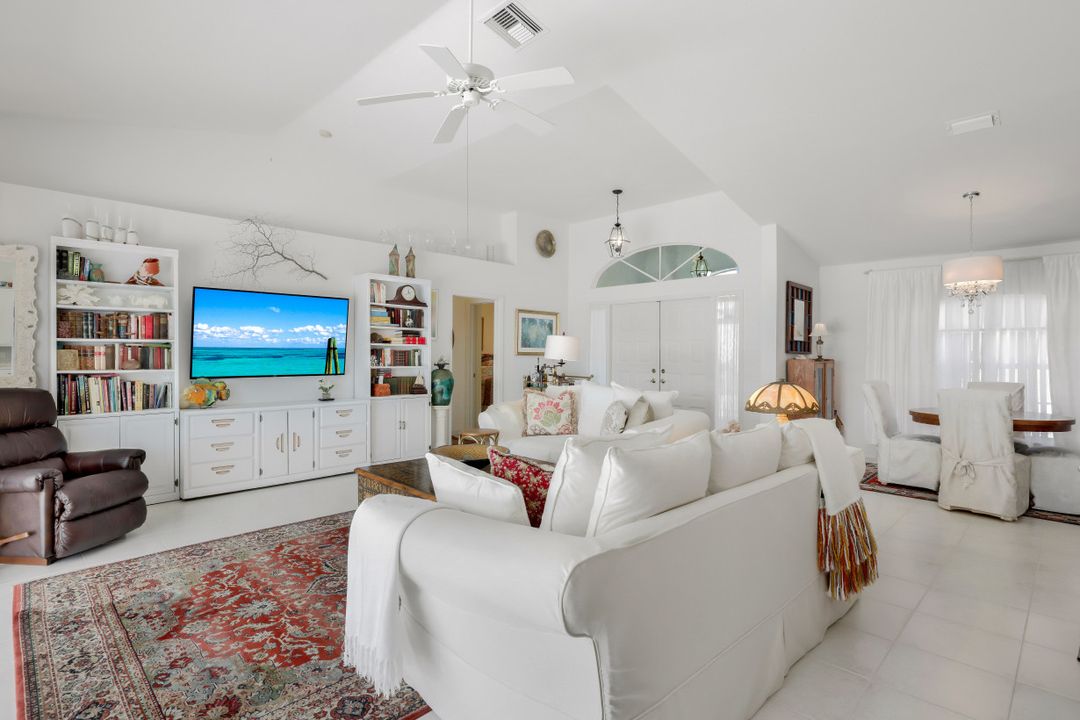 22181 Fairmount Ct, Estero, FL 33928