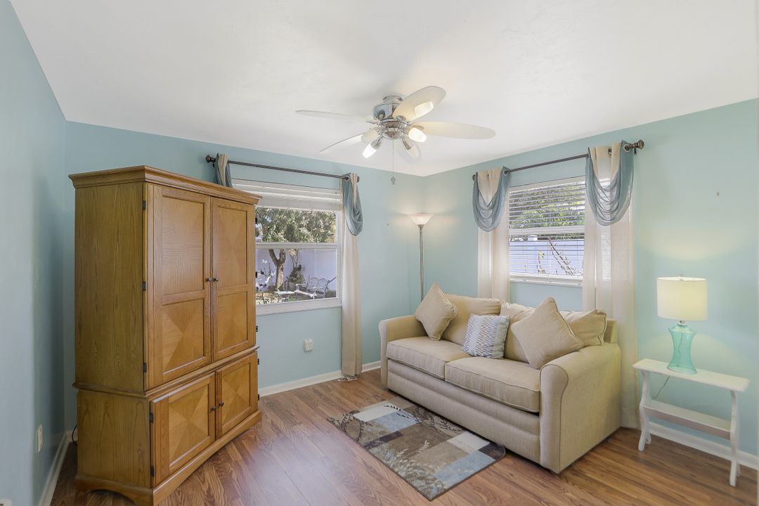 2929 SE 20th Ave, Cape Coral, FL 33904