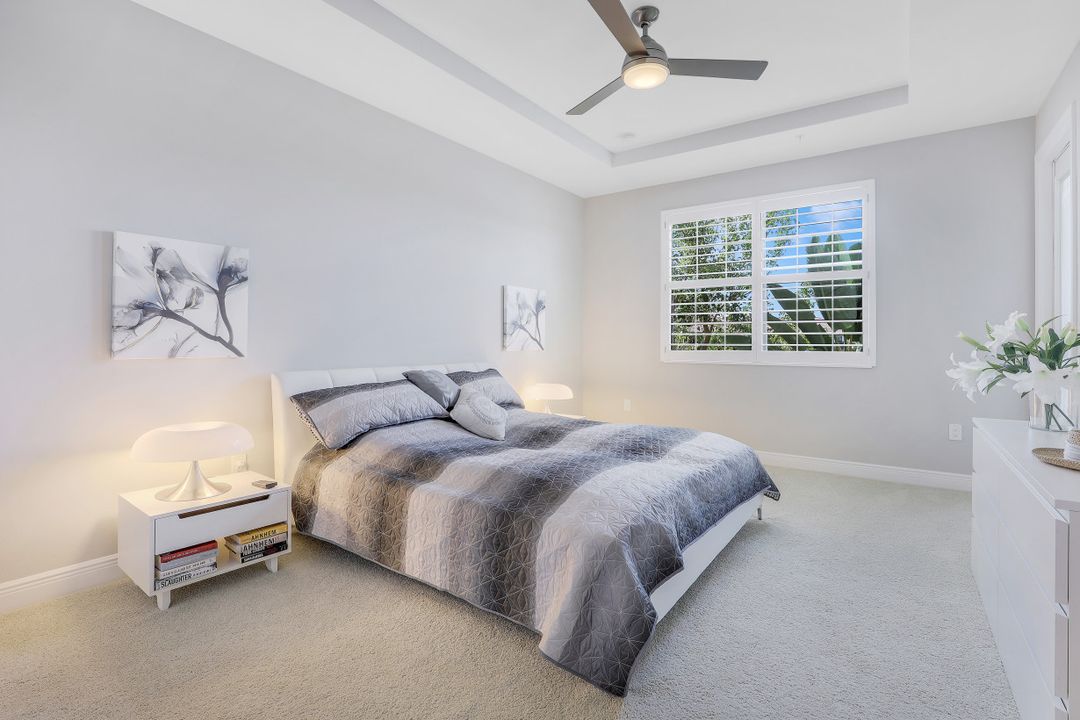 2185 Frangipani Cir, Naples, FL 34120