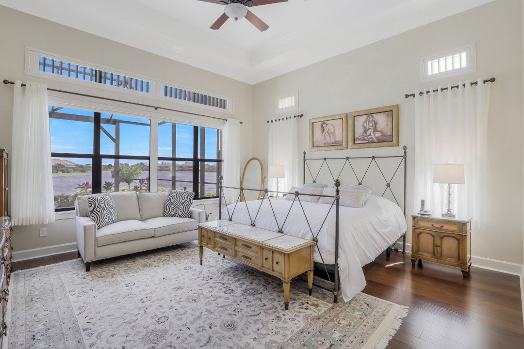 9418 Galliano Ter, Naples, FL 34119