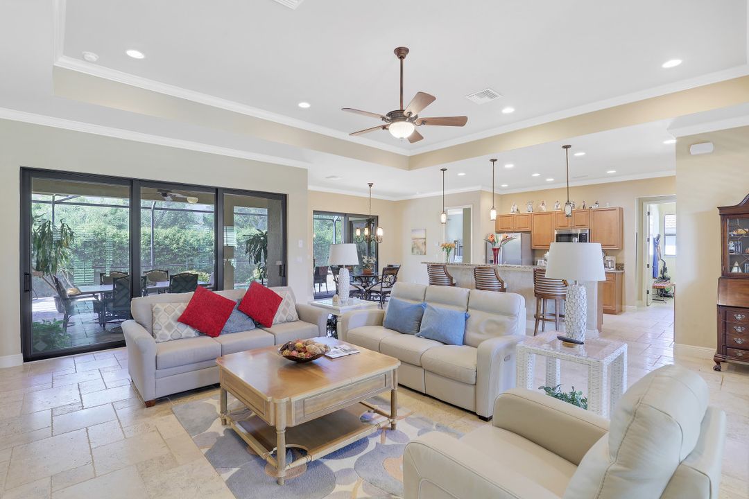 808 Seagrape Dr, Marco Island, FL 34145