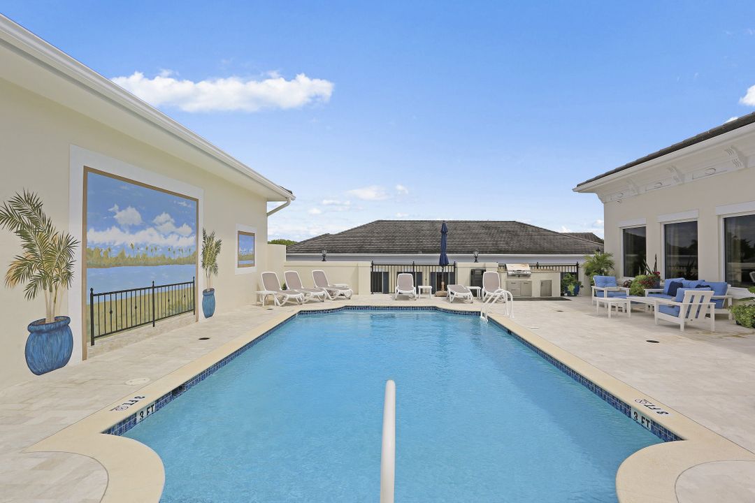 1400 Gulf Shore Blvd N #312, Naples, FL 34102