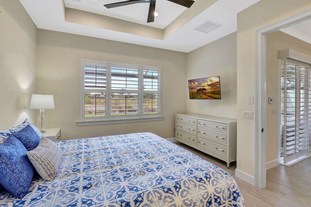 5778 Highbourne Dr, Naples, FL 34113