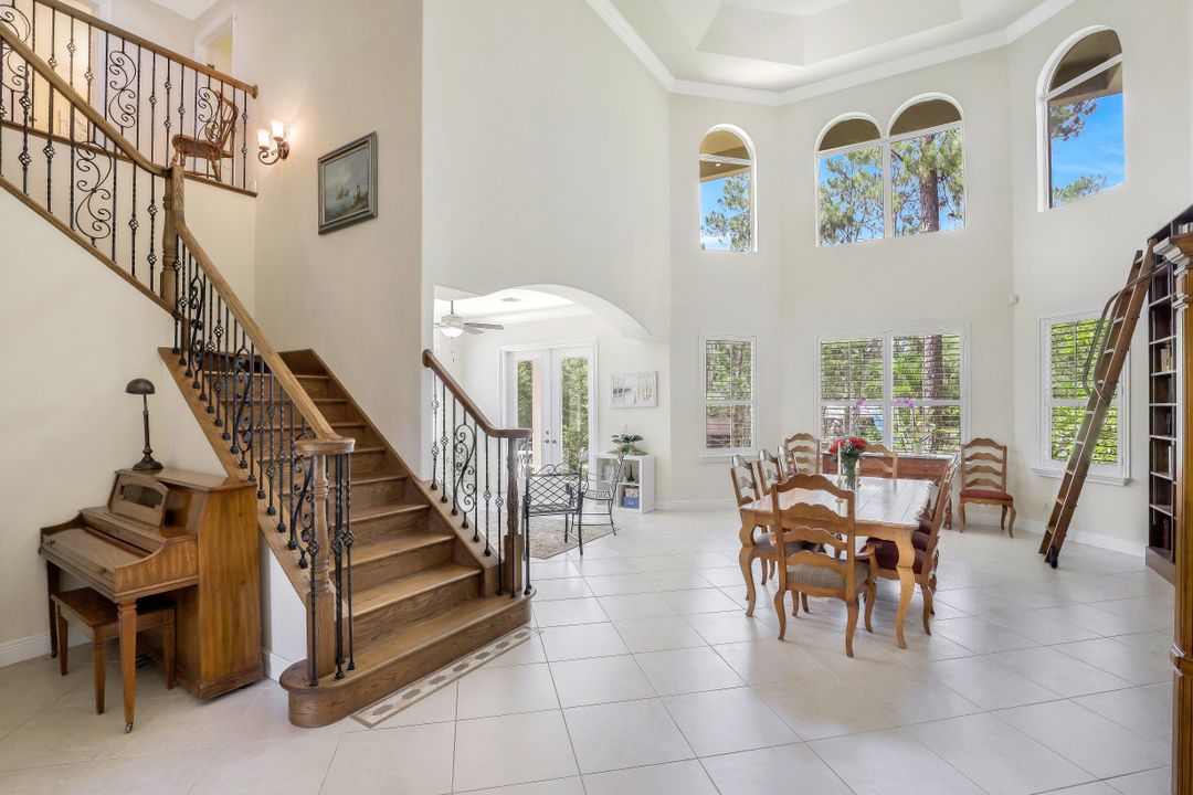 3660 7th Ave NW, Naples, FL 34120