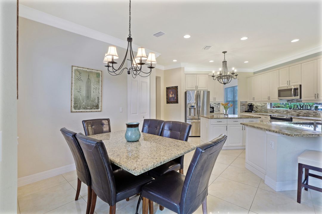 3342 Pacific Dr, Naples, FL 34119