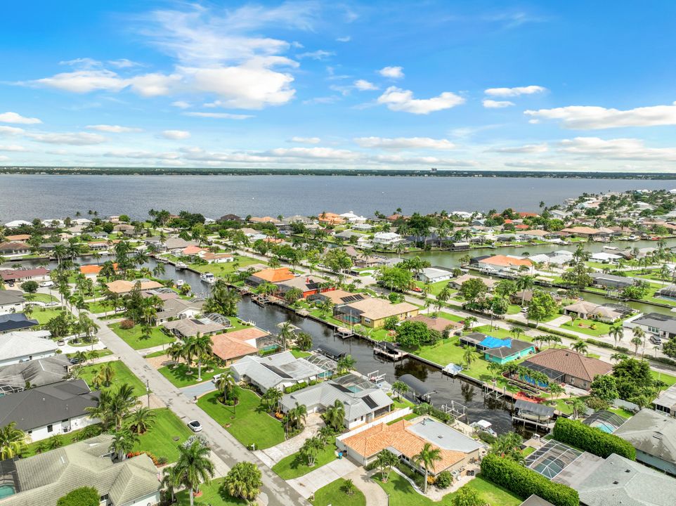 2010 SE 29th Ln, Cape Coral, FL 33904