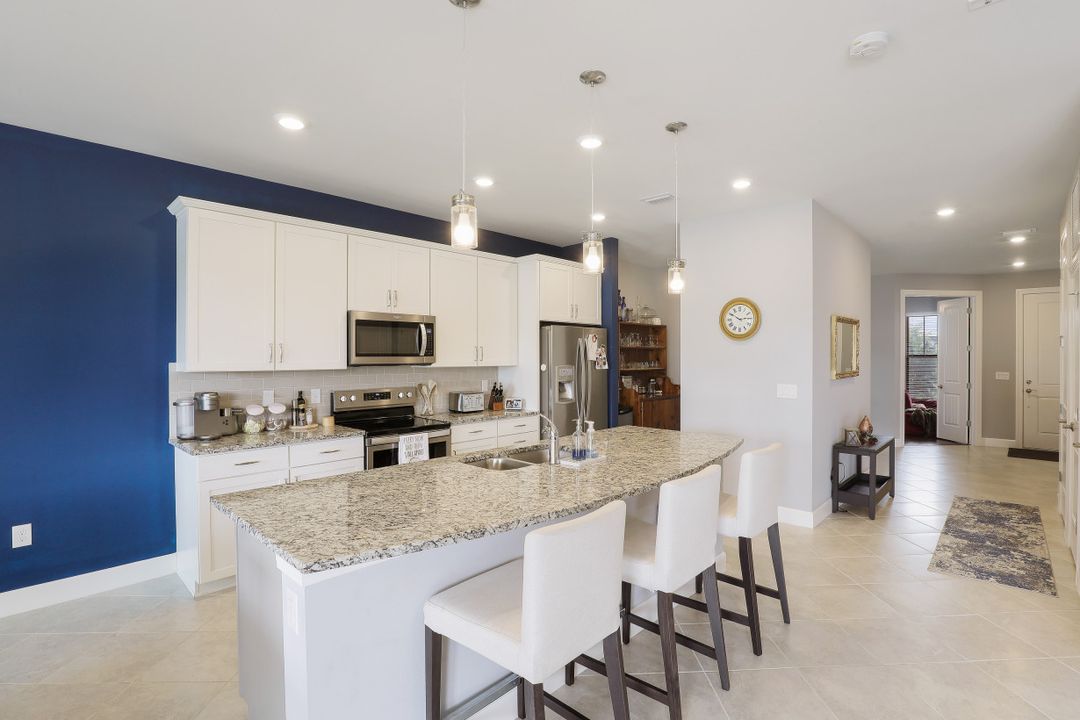 17140 Anesbury Pl, Fort Myers, FL 33967