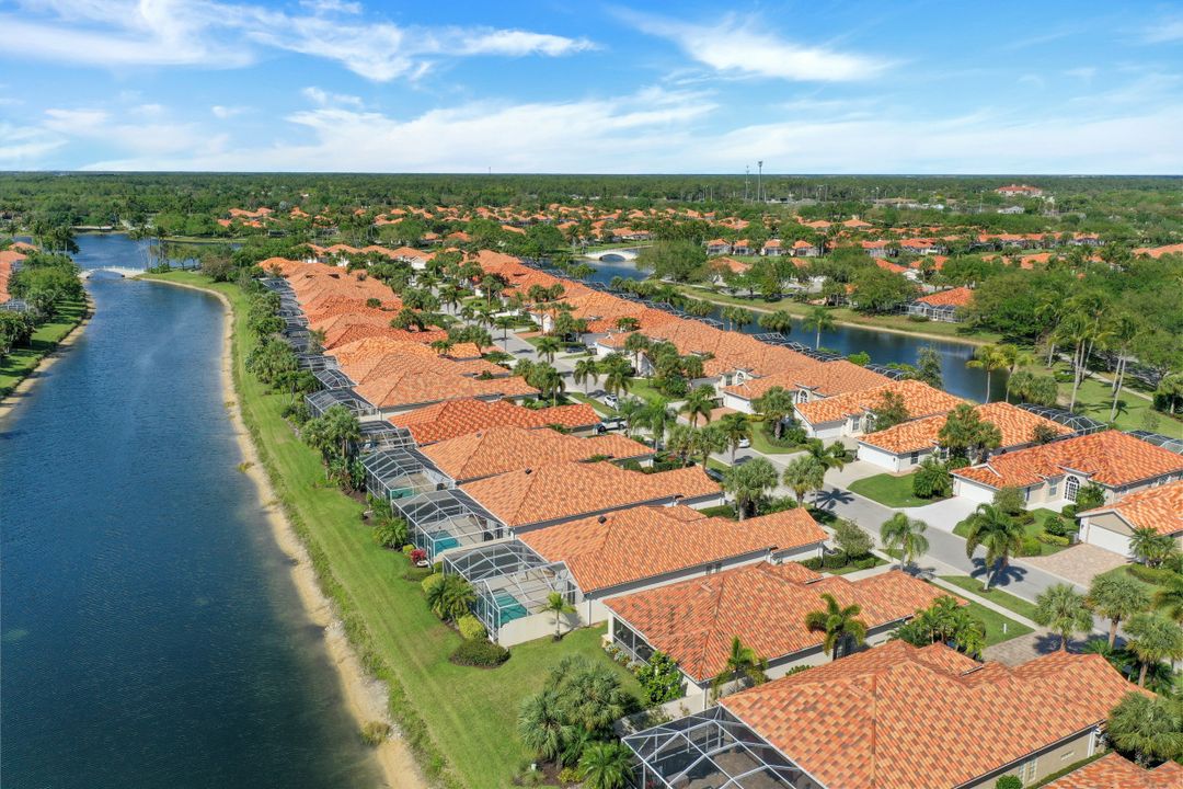 4409 Novato Ct, Naples, FL 34109