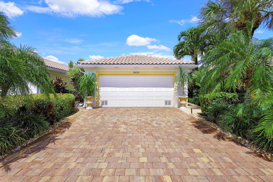 28020 Boccaccio Way, Bonita Springs, FL 34135