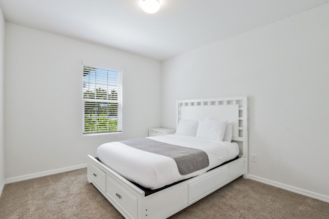 4831 SW 18th Ave, Cape Coral, FL 33914