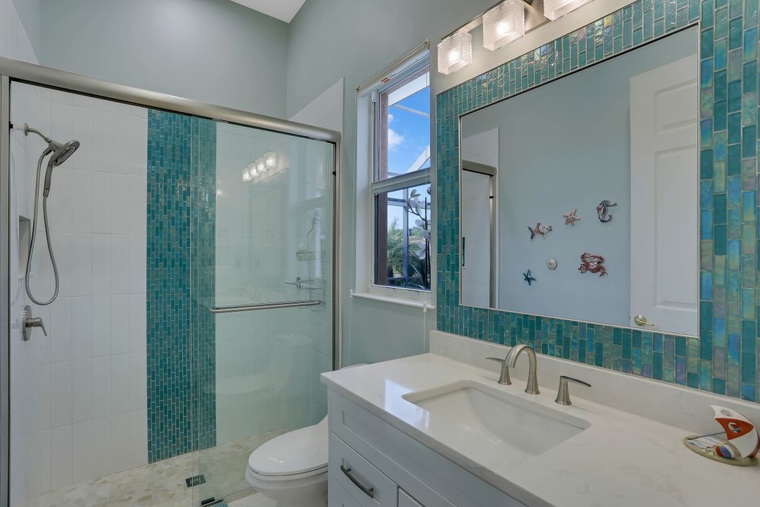 10256 Avonleigh Dr, Bonita Springs, FL 34135