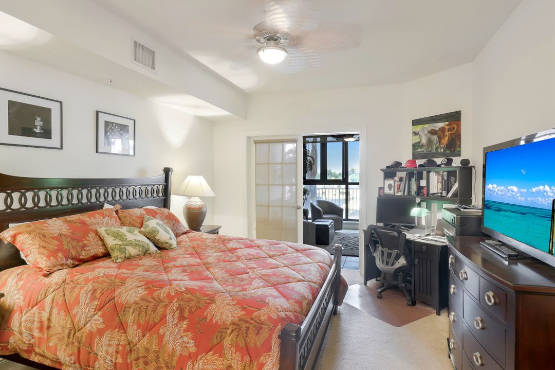 5706 Cape Harbour Dr #110, Cape Coral, FL 33914