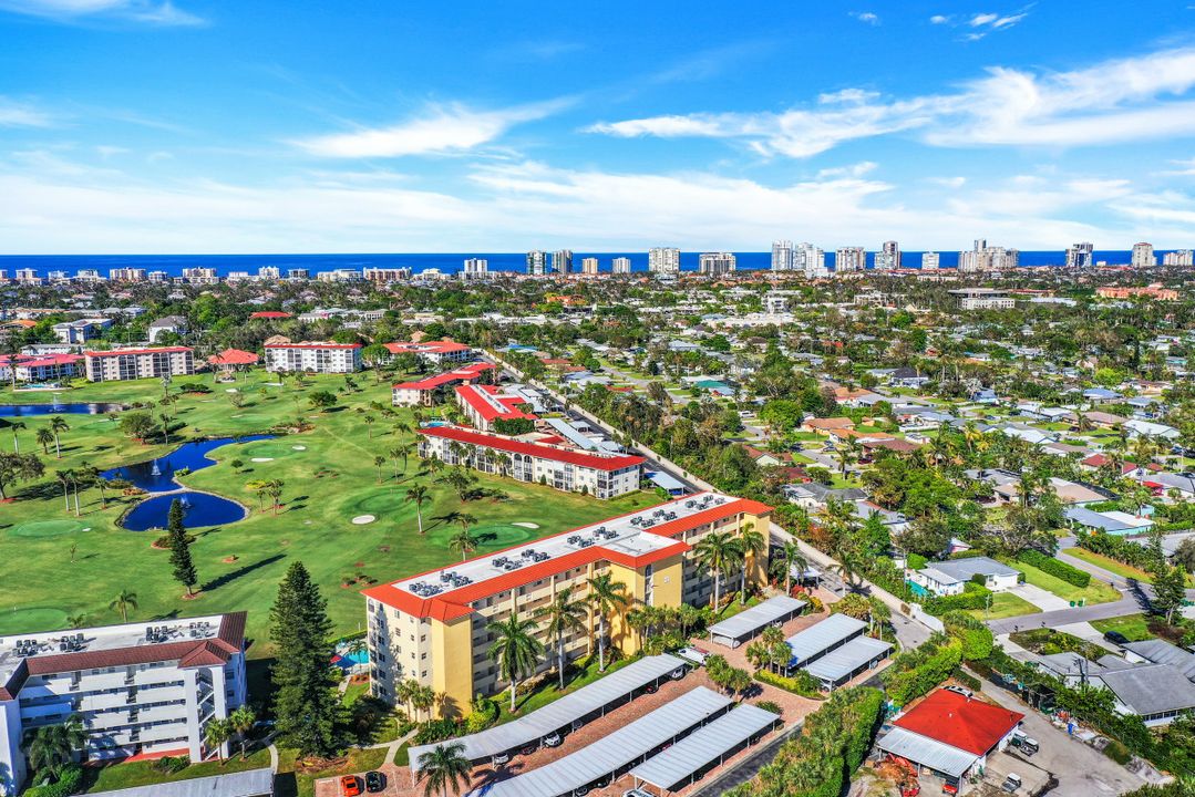 21 High Point Cir E #108, Naples, FL 34103