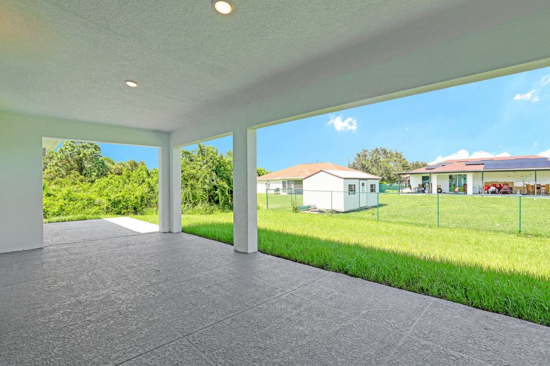 3410 34th St SW, Lehigh Acres, FL 33976