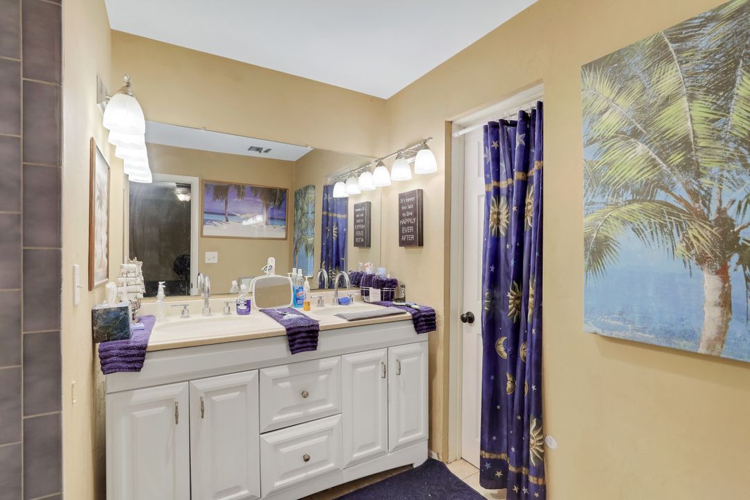 431 12th Ave NW, Naples, FL 34120