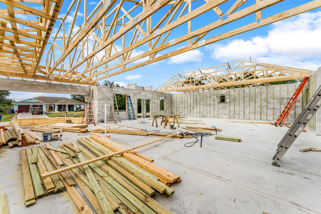 431 Pinafore Ave, Lehigh Acres, FL 33974