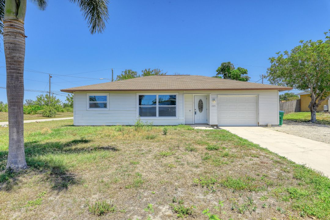 1321 NE 17th St, Cape Coral, FL 33909