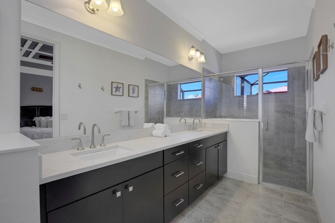 7742 Cypress Walk Dr, Fort Myers, FL 33966