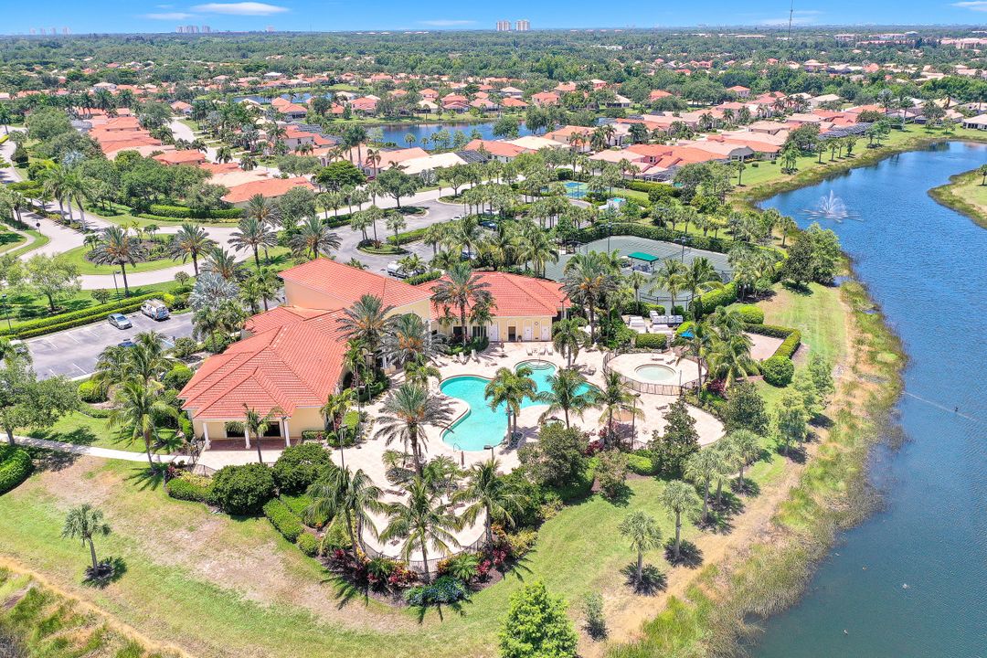 9308 La Bianco St, Fort Myers, FL 33967