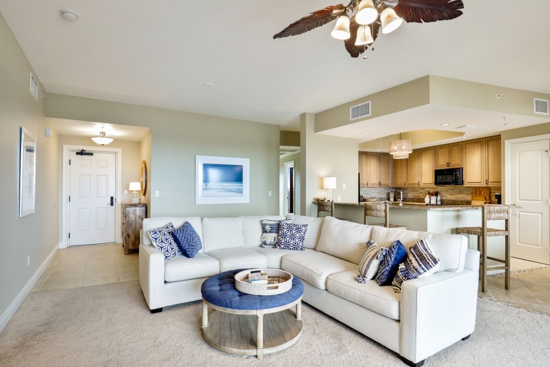 5704 Cape Harbour Dr #308, Cape Coral, FL 33914