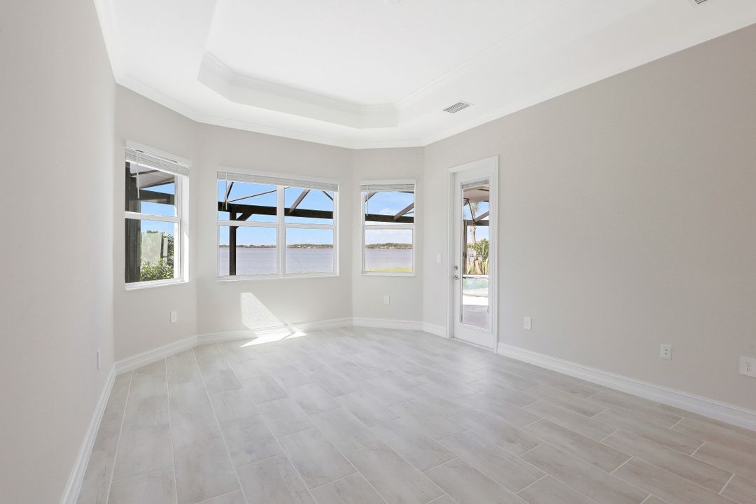 14360 Blue Bay Cir, Fort Myers, FL 33913