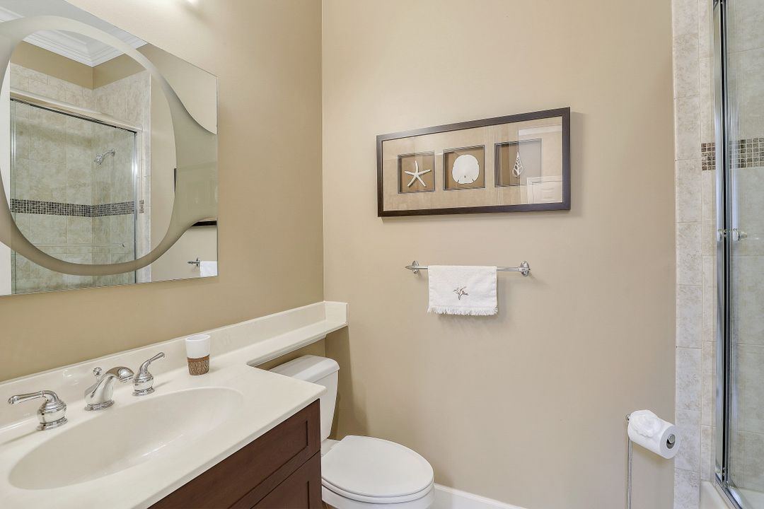 9131 Crystal Ct, Naples, FL 34120