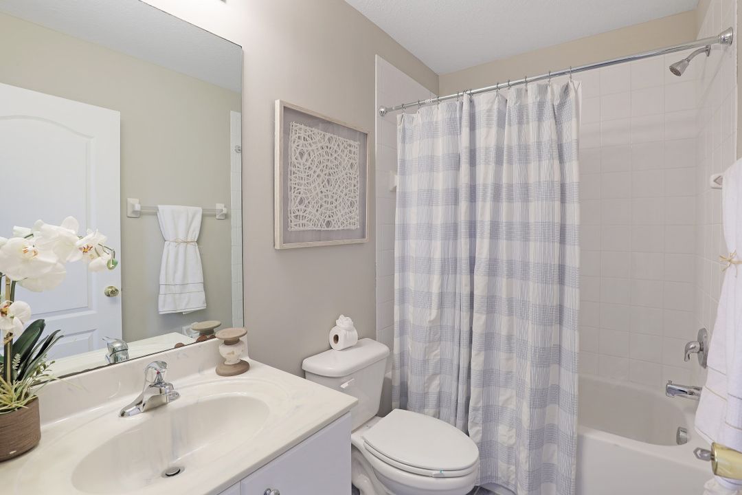 1380 Weeping Willow Ct, Cape Coral, FL 33909