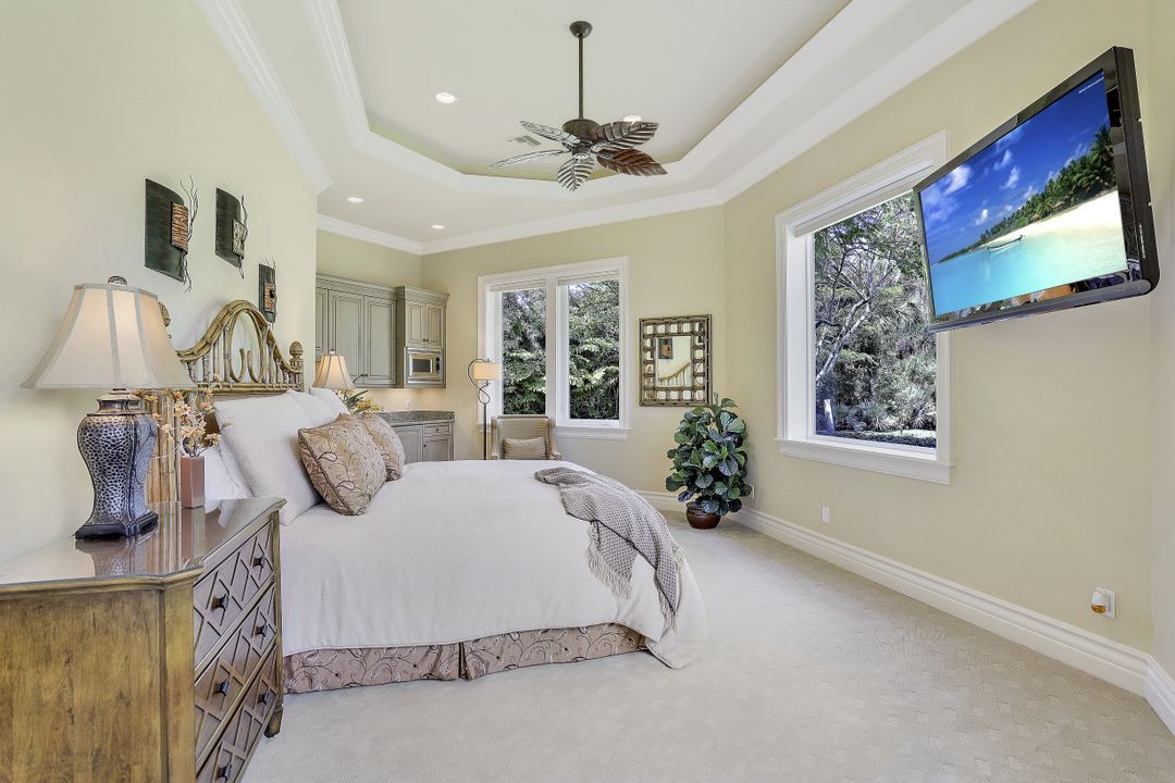 9301 Lakebend Preserve Ct, Estero, FL 34135