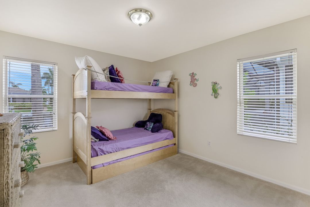 370 Capistrano Ct, Marco Island, FL 34145