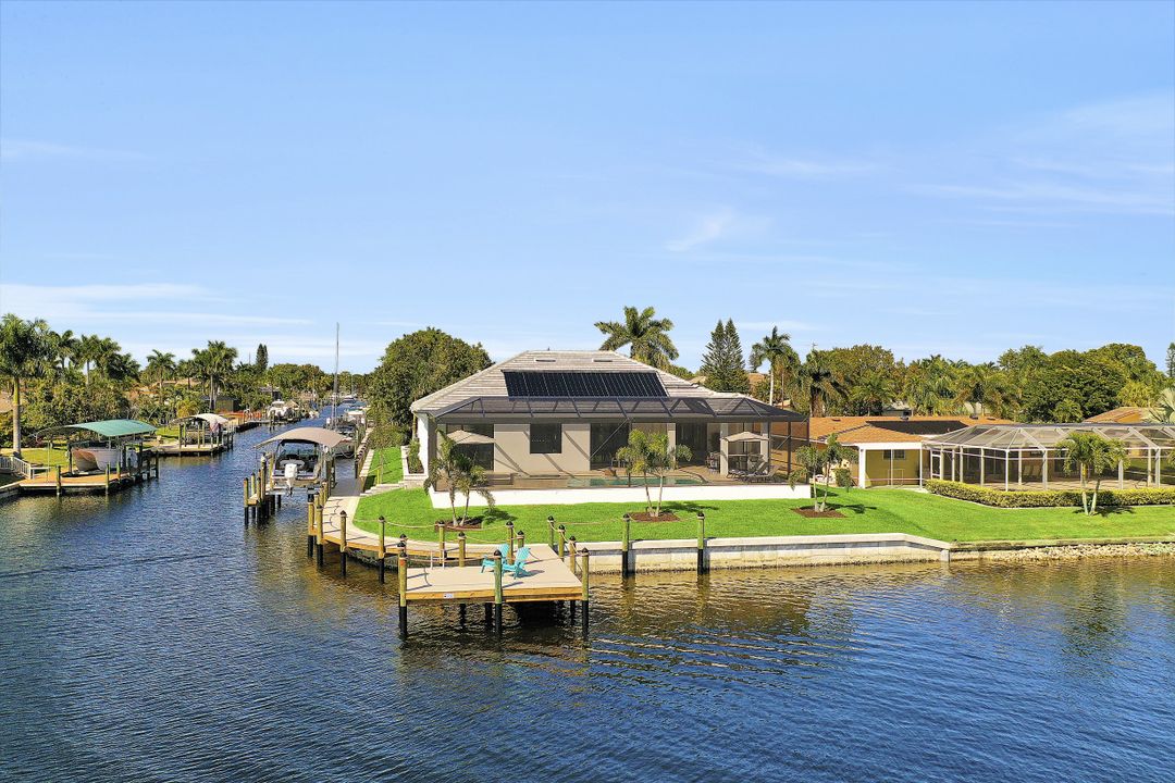 4934 SW 2nd Pl, Cape Coral, FL 33914