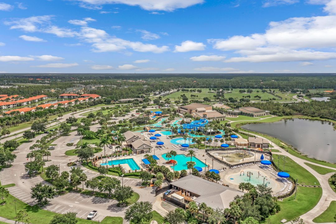 15098 Palmer Lake Cir #105, Naples, FL 34109