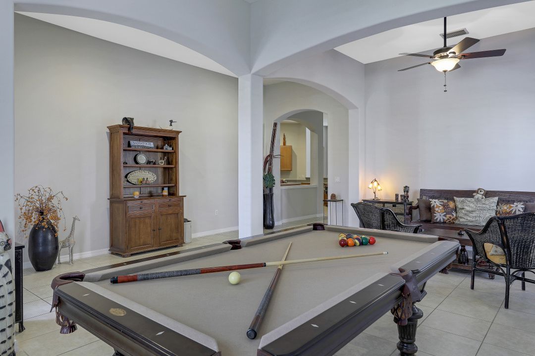 2065 Mandarin Ln, Naples, FL 34120