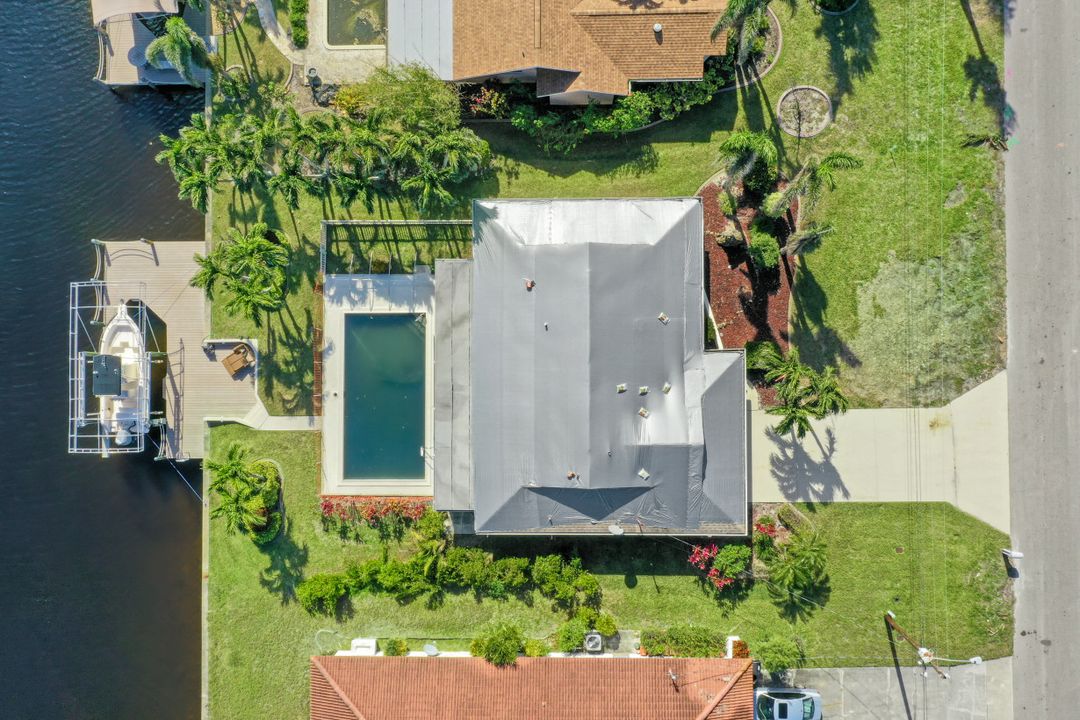 5327 SW 11th Ct, Cape Coral, FL 33914