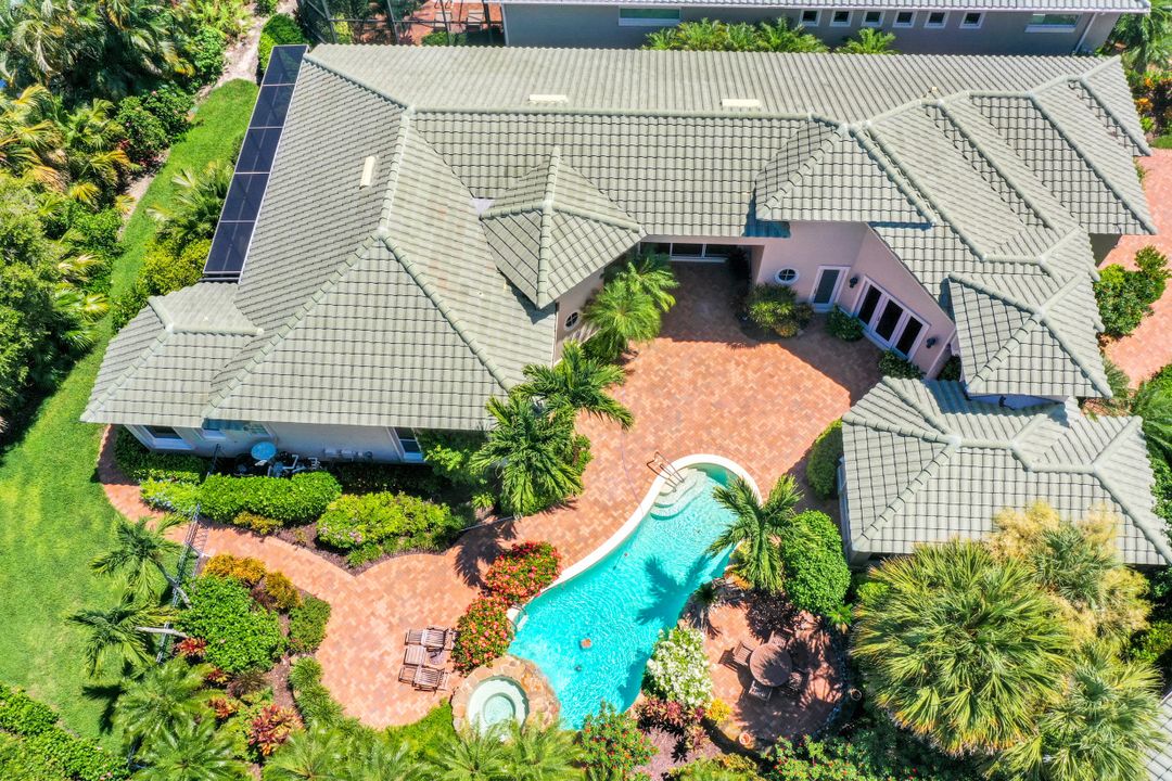 26384 Augusta Creek Ct, Bonita Springs, FL 34134