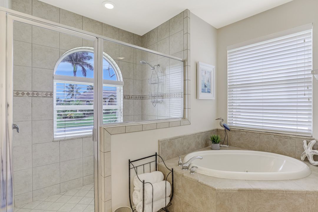 1120 Abbeville Ct, Marco Island, FL 34145