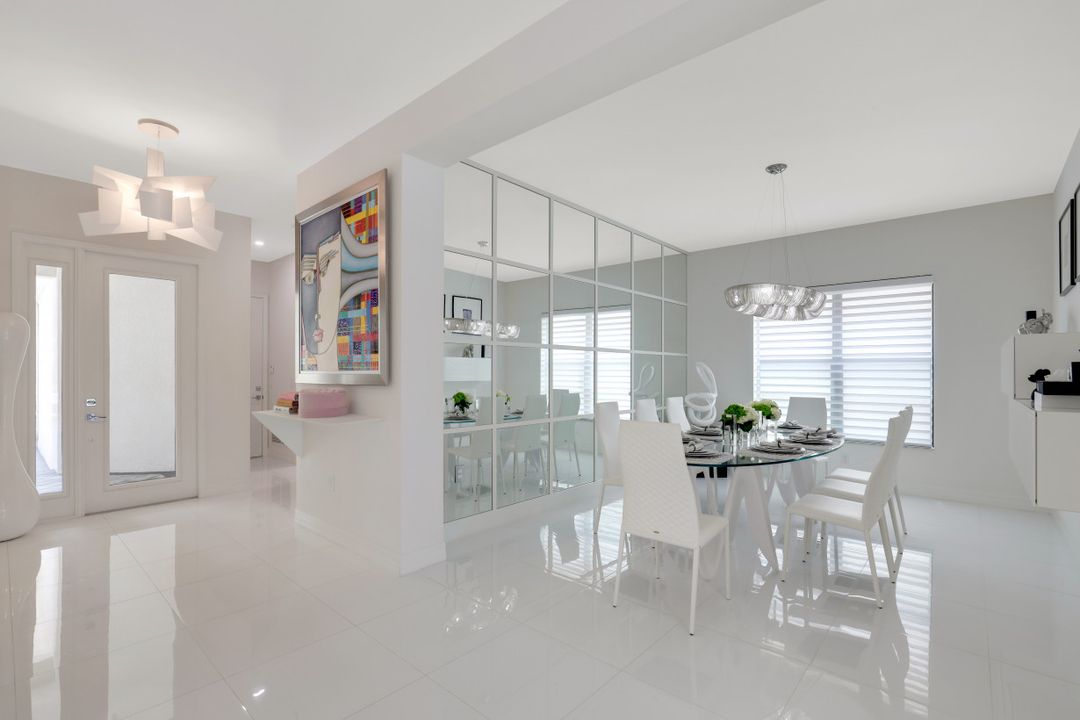 4448 Aurora St, Naples, FL 34119