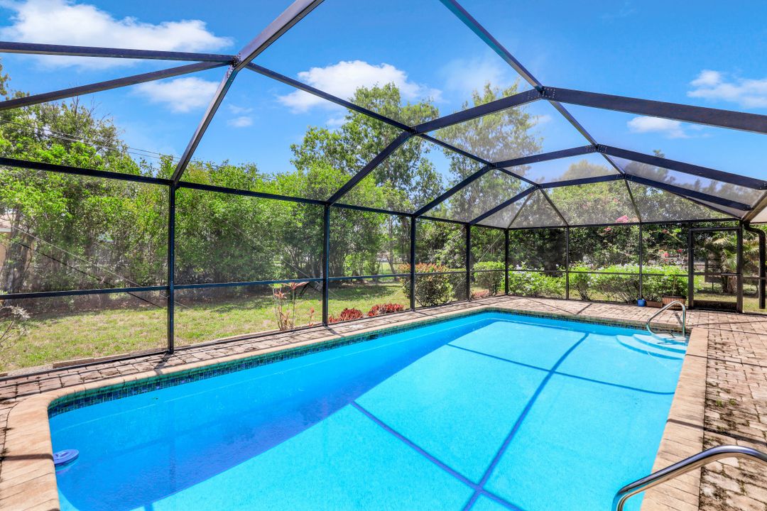 3627 SW 6th Ave, Cape Coral, FL 33914
