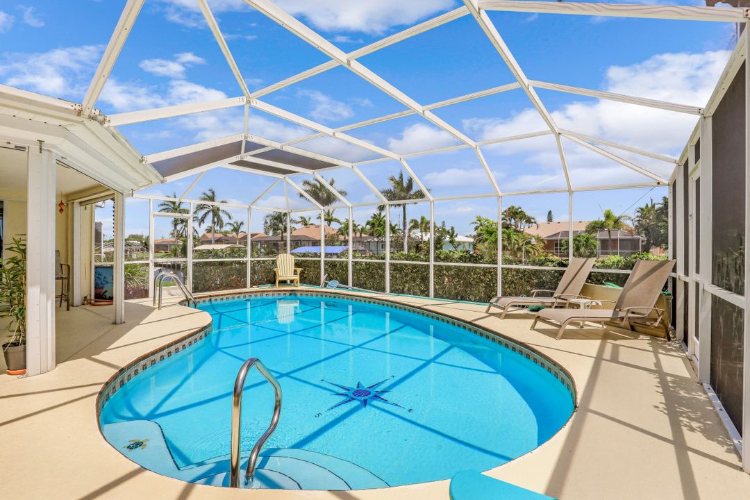 1927 SE 10th St, Cape Coral, FL 33990