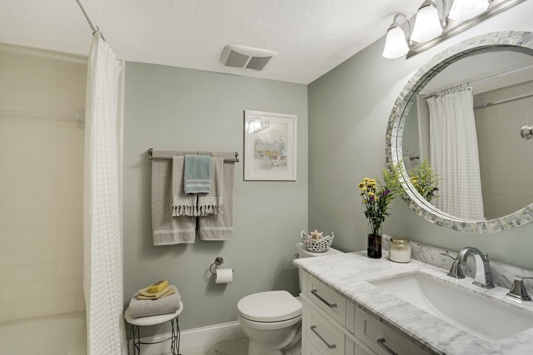 226 3rd St #209, Bonita Springs, FL 34134