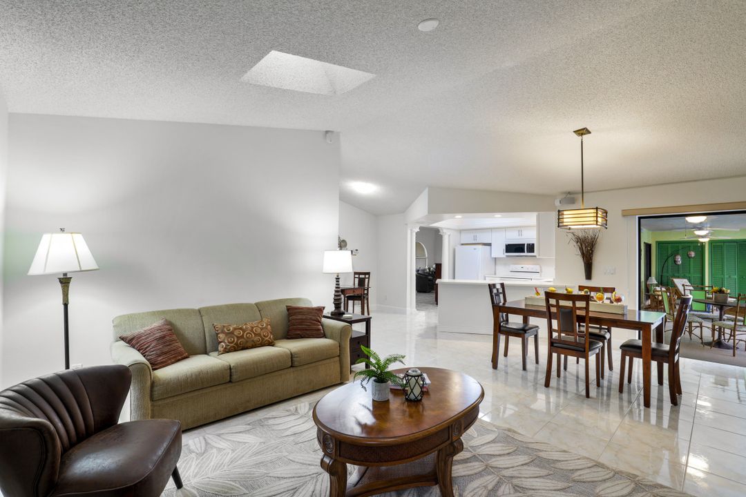 1516 SW 57th Terrace, Cape Coral, FL 33914