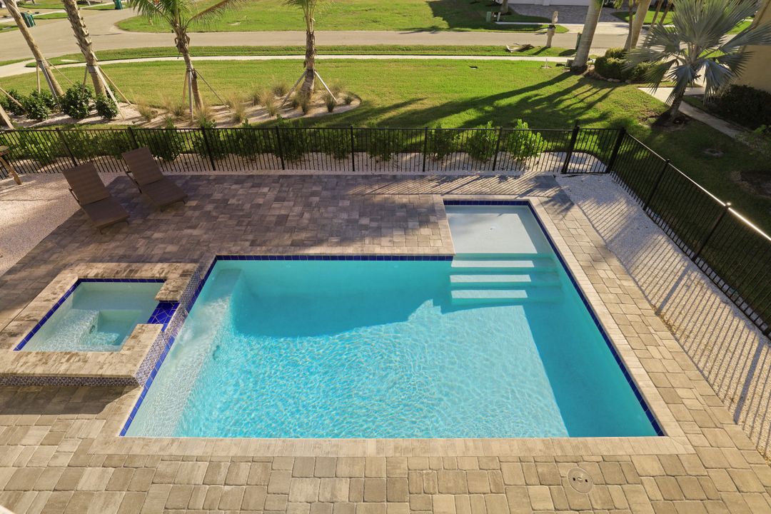 1740 Canary Ct, Marco Island, FL 34145