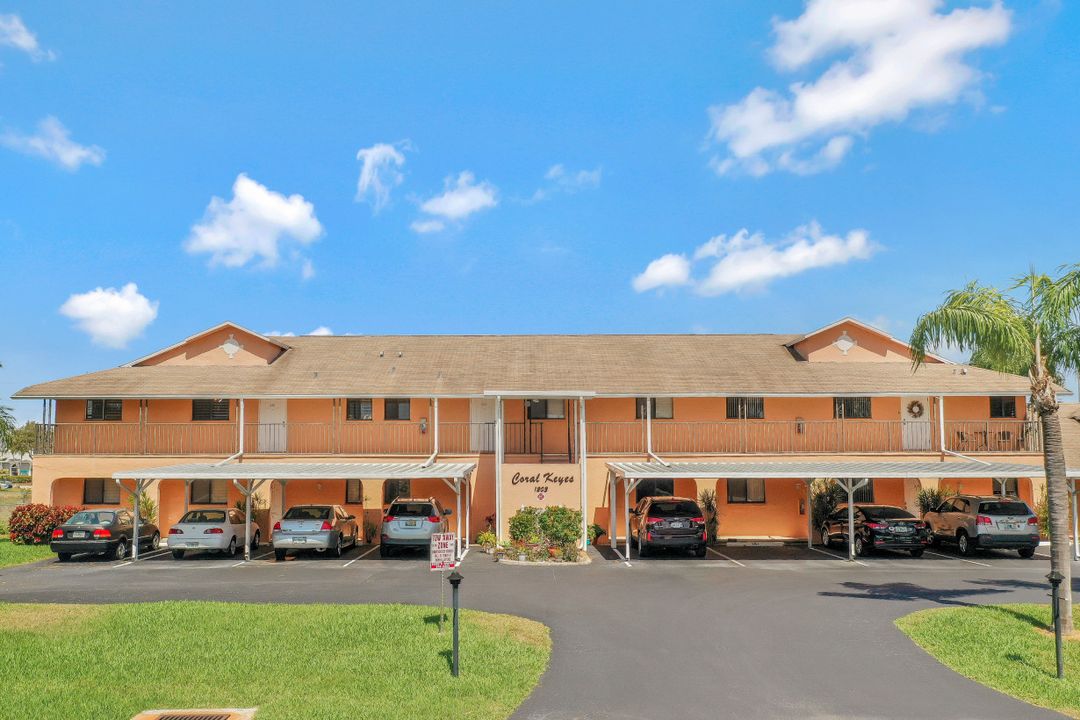 1203 SW 48th Terrace #201, Cape Coral, FL 33914