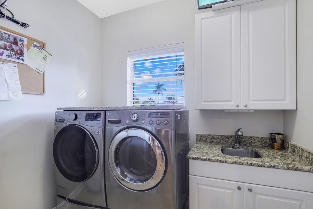 5667 Winkler Rd, Fort Myers, FL 33919